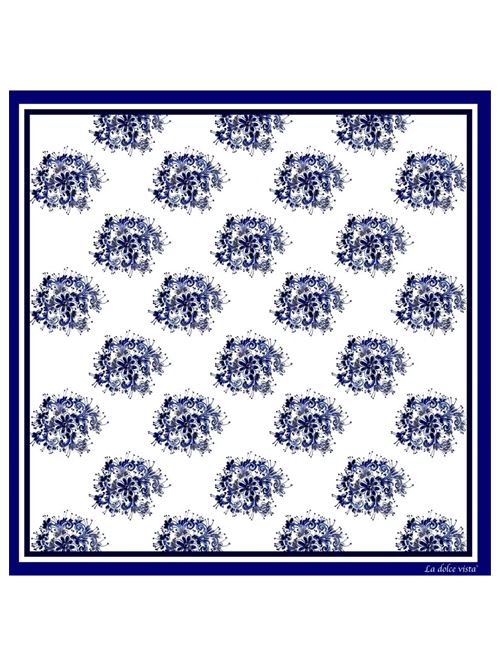 fourald in seta di como con stampa fiori blu La Dolce vista | BLUCHICBLU